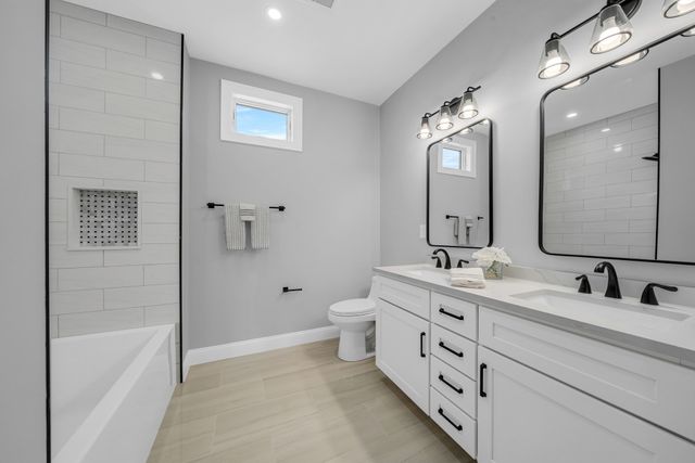 11 Adams Ln 11, Sherborn, MA 01770