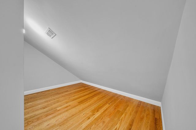 11 Adams Ln 11, Sherborn, MA 01770