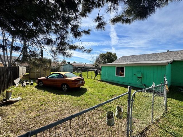 32271 Avenue E, Yucaipa, CA 92399