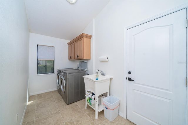 4907 POINTE O WOODS DRIVE, Wesley Chapel, FL 33543