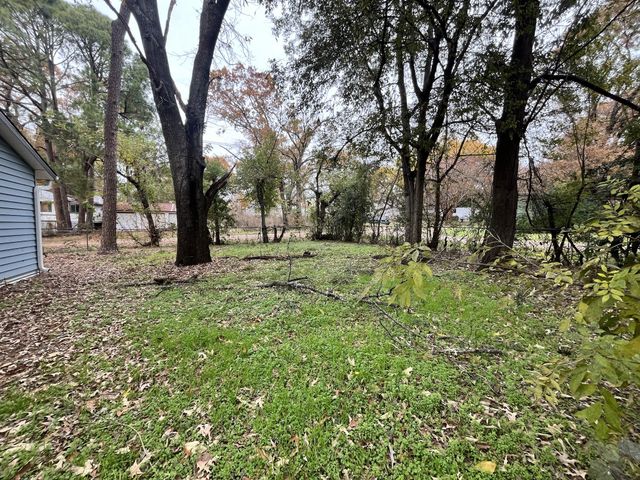 106 Timbercrest Drive, Mabank, TX 75156