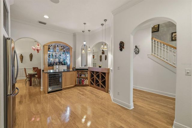 615 SAXONY BOULEVARD, St Petersburg, FL 33701