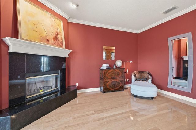 615 SAXONY BOULEVARD, St Petersburg, FL 33701