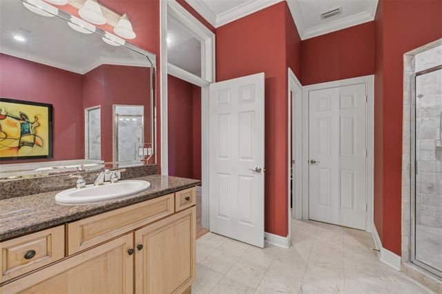 615 SAXONY BOULEVARD, St Petersburg, FL 33701