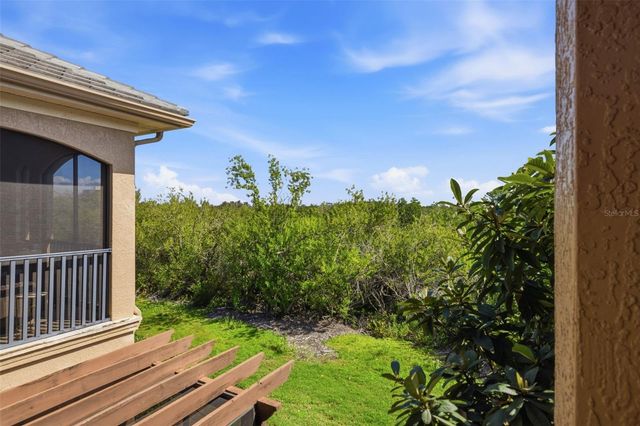 615 SAXONY BOULEVARD, St Petersburg, FL 33701