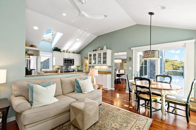 16 Butten Mews 16, Plymouth, MA 02360