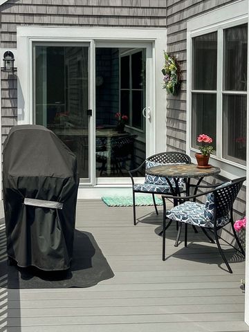 16 Butten Mews 16, Plymouth, MA 02360