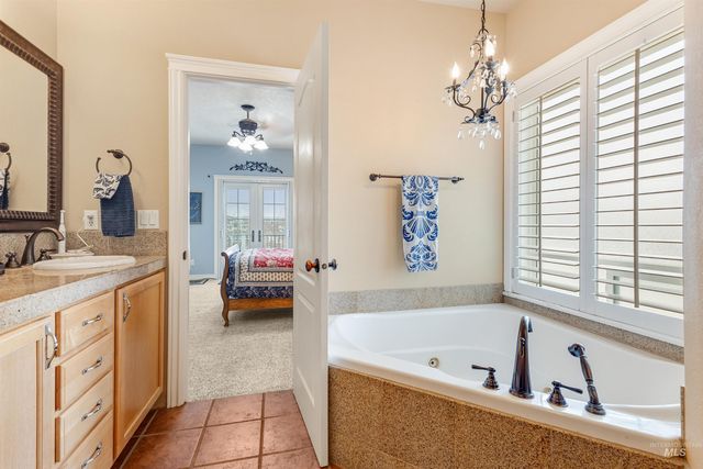 4834 S Fern St., Nampa, ID 83686