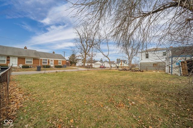 706 E 32nd Street, Anderson, IN 46016