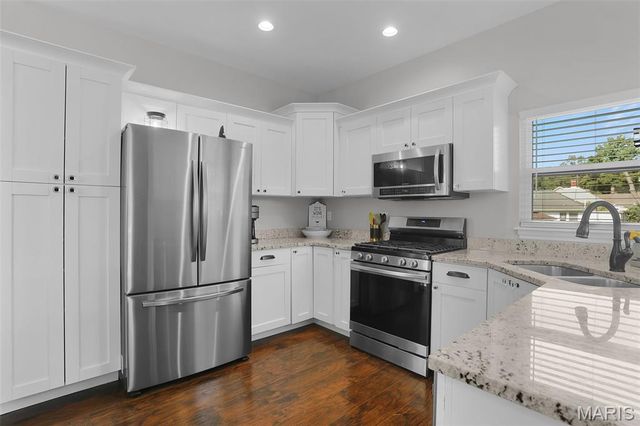 149 W Lincoln Street, Collinsville, IL 62234