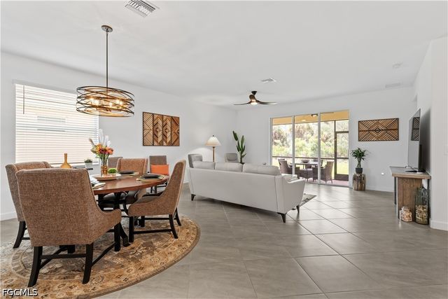 3390 Weston Manor DR, Alva, FL 33920