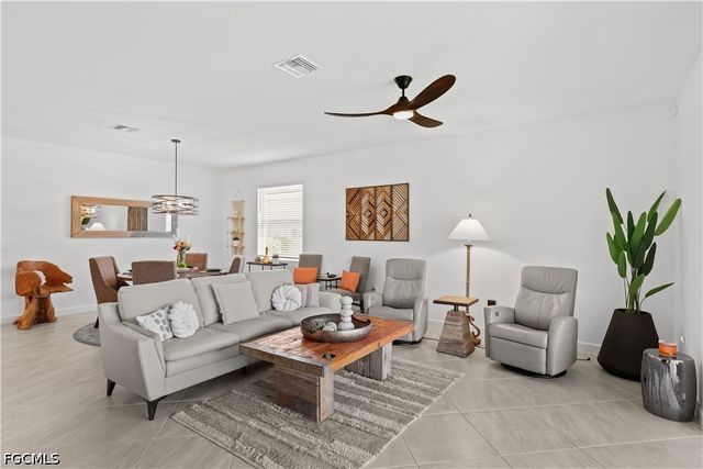 3390 Weston Manor DR, Alva, FL 33920