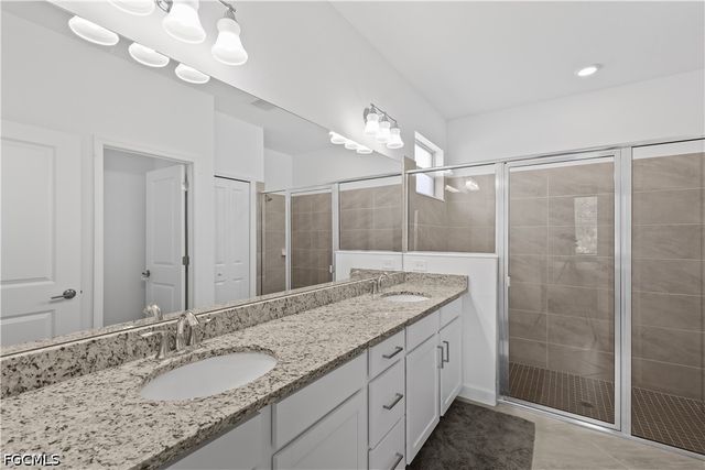 3390 Weston Manor DR, Alva, FL 33920