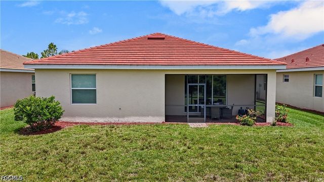 3390 Weston Manor DR, Alva, FL 33920