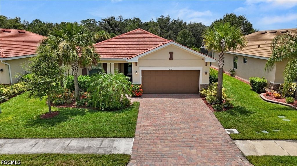 3390 Weston Manor DR, Alva, FL 33920