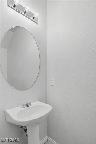 8427 Quarentina Avenue, Las Vegas, NV 89149