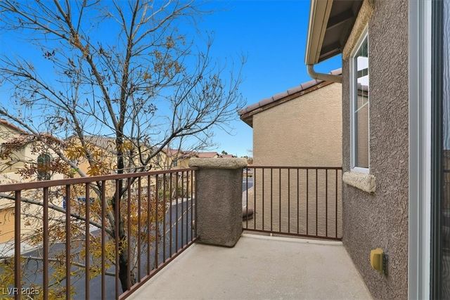 8427 Quarentina Avenue, Las Vegas, NV 89149