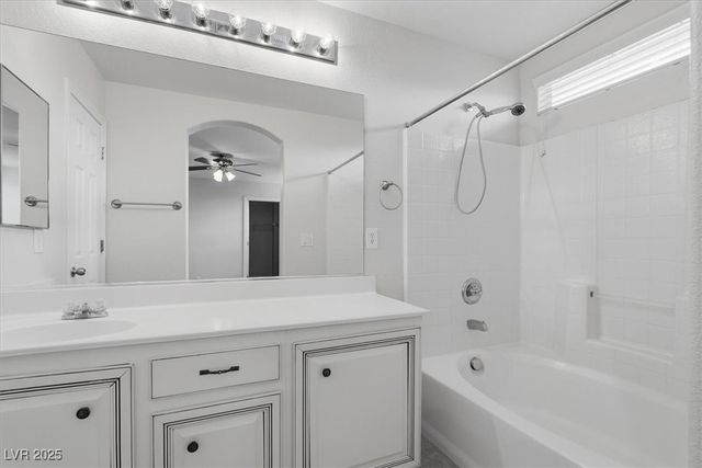 8427 Quarentina Avenue, Las Vegas, NV 89149