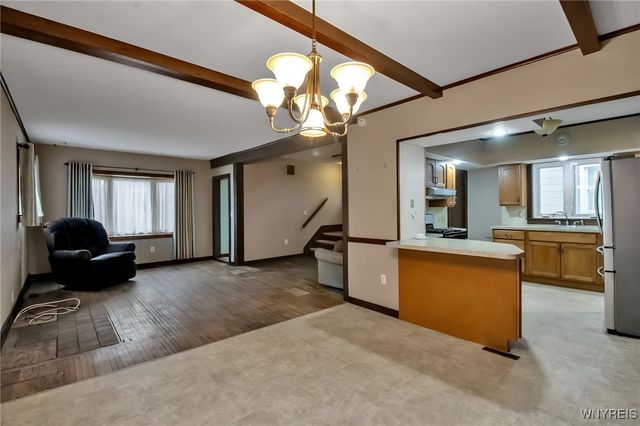 24 Lake Ave, Hamburg, NY 14219