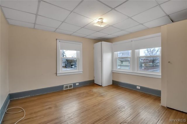 24 Lake Ave, Hamburg, NY 14219