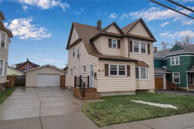 24 Lake Ave, Hamburg, NY 14219