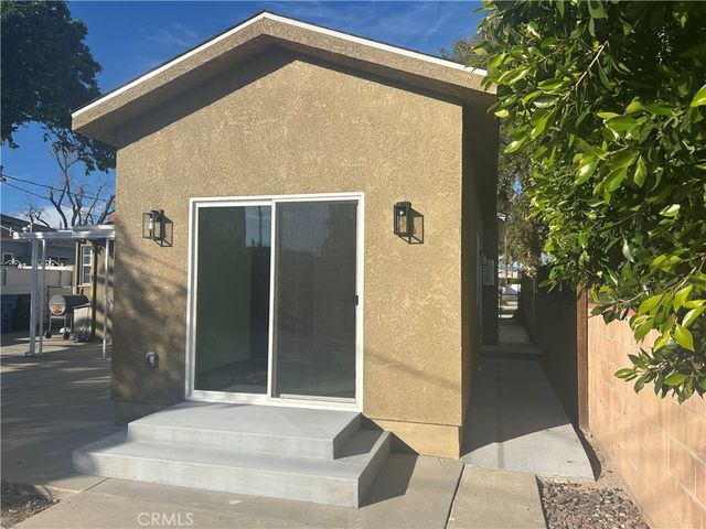 11052 Emelita St., North Hollywood, CA 91601