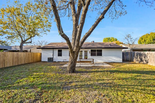 2708 Driftwood Drive, Mesquite, TX 75150