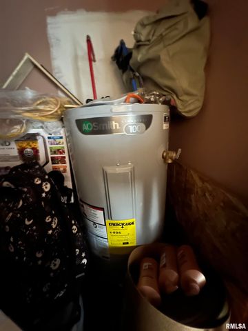 1305 NE MONROE Street, Peoria, IL 61603