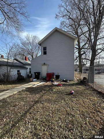 1305 NE MONROE Street, Peoria, IL 61603