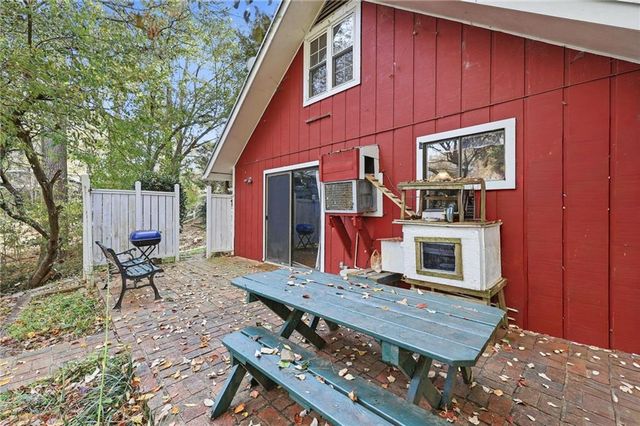 9060 Ruby Lane, Gainesville, GA 30506