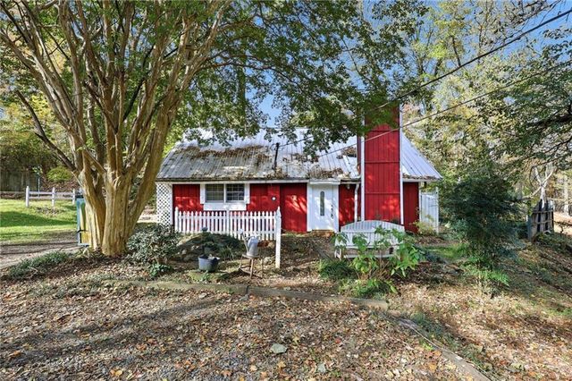 9060 Ruby Lane, Gainesville, GA 30506