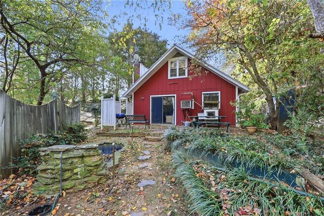 9060 Ruby Lane, Gainesville, GA 30506