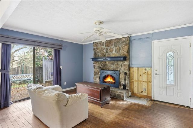 9060 Ruby Lane, Gainesville, GA 30506