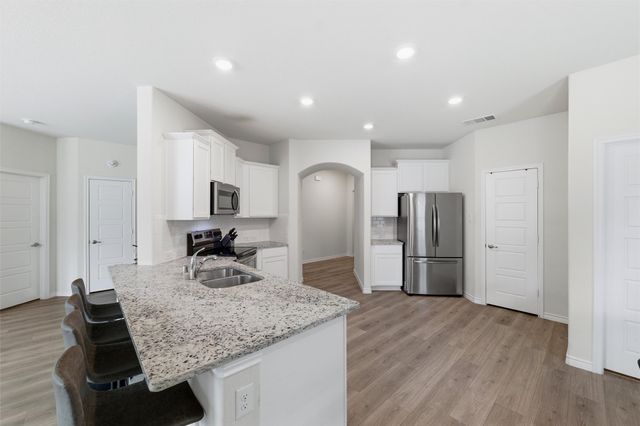 123 Arborside Drive, Waxahachie, TX 75165