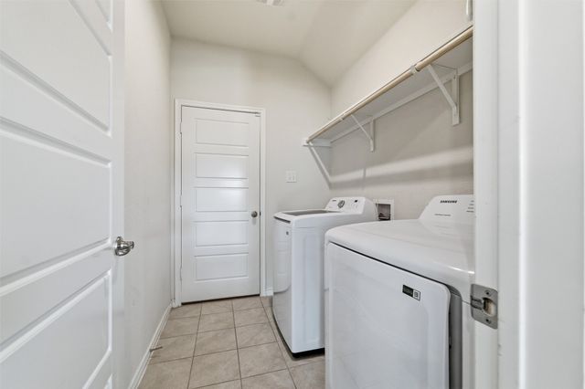 123 Arborside Drive, Waxahachie, TX 75165