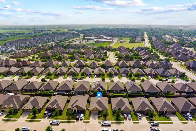 123 Arborside Drive, Waxahachie, TX 75165
