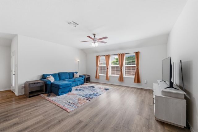 123 Arborside Drive, Waxahachie, TX 75165