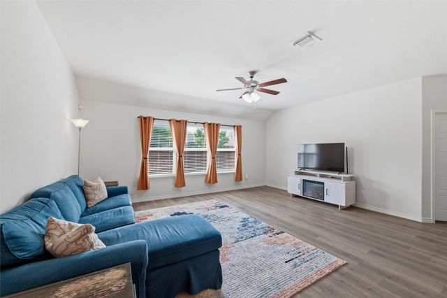 123 Arborside Drive, Waxahachie, TX 75165