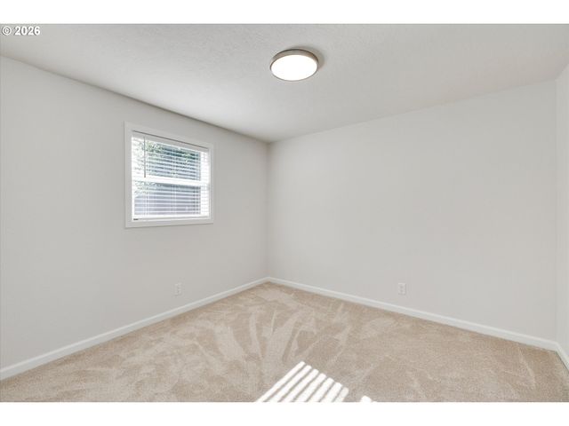 18149 Se PINE St, Portland, OR 97233