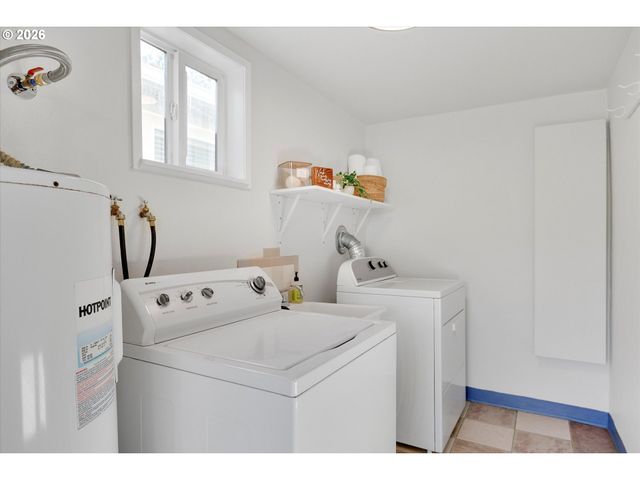 18149 Se PINE St, Portland, OR 97233