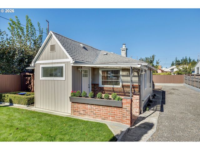 18149 Se PINE St, Portland, OR 97233