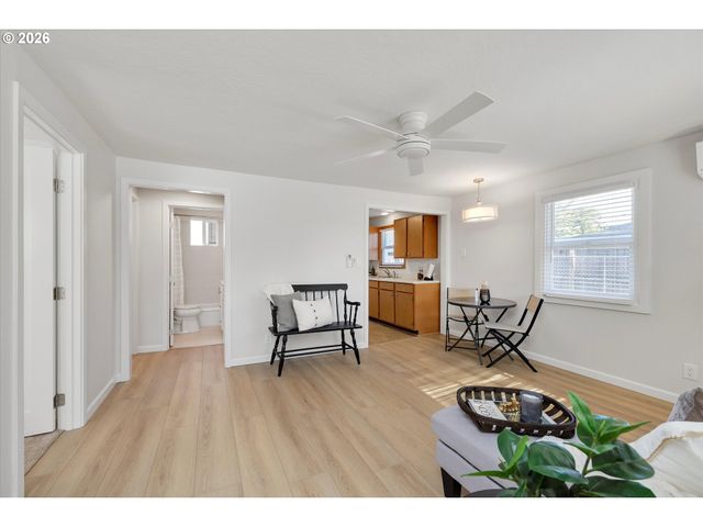 18149 Se PINE St, Portland, OR 97233