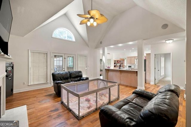 207 Crestview Trace, Gray, GA 31032