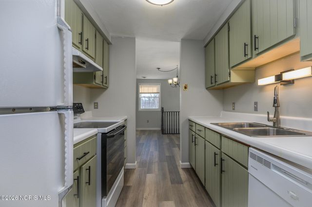 160 Quail Road, 28, Perrysburg, OH 43551