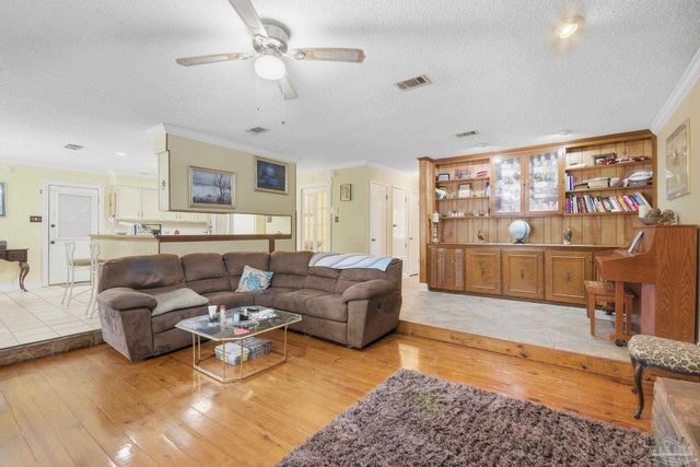 3781 Nobles St, Pensacola, FL 32514