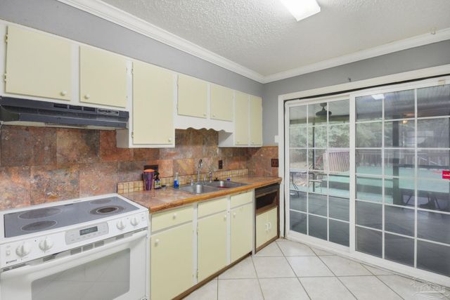 3781 Nobles St, Pensacola, FL 32514