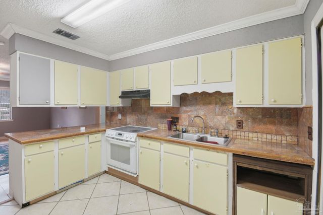 3781 Nobles St, Pensacola, FL 32514