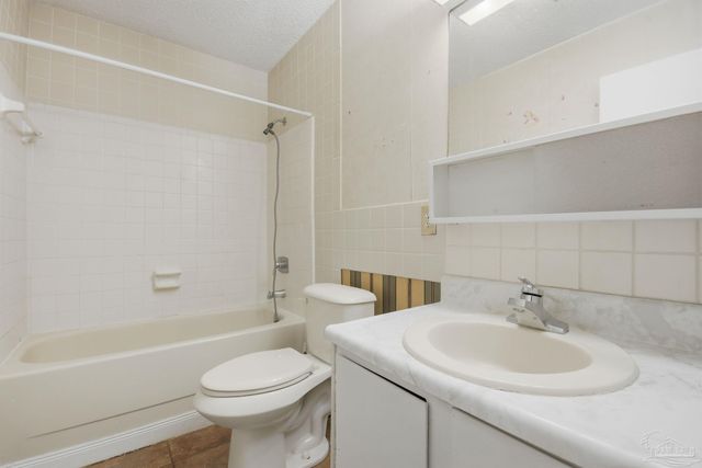 3781 Nobles St, Pensacola, FL 32514