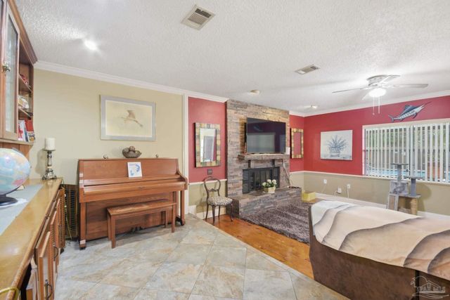 3781 Nobles St, Pensacola, FL 32514