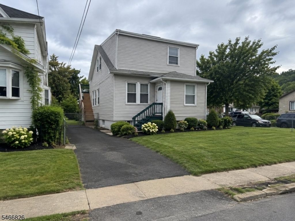 428 Preakness Ave, Paterson City, NJ 07502 — exterior